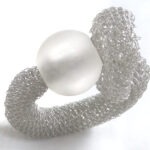 Ghislaine Darlavoix , Créatrice de bijoux en métal